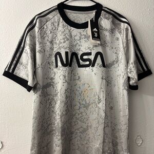 ADIDAS JUVENTUS X NASA INSPIRED SOCCER JERSEY SIZE LARGE